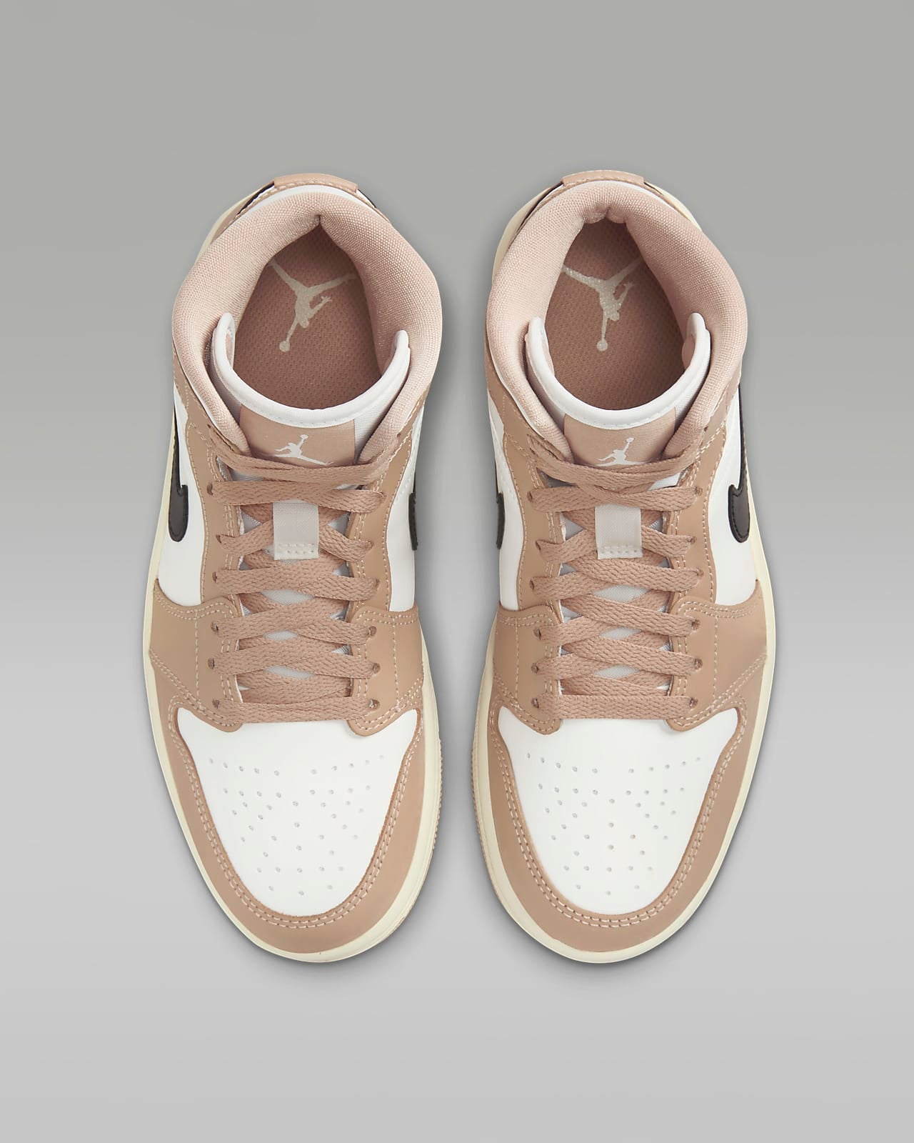 Air Jordan 1 Mid Unisex