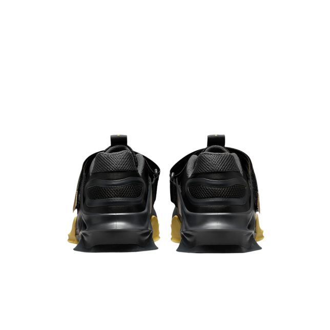 Nike savaleos
