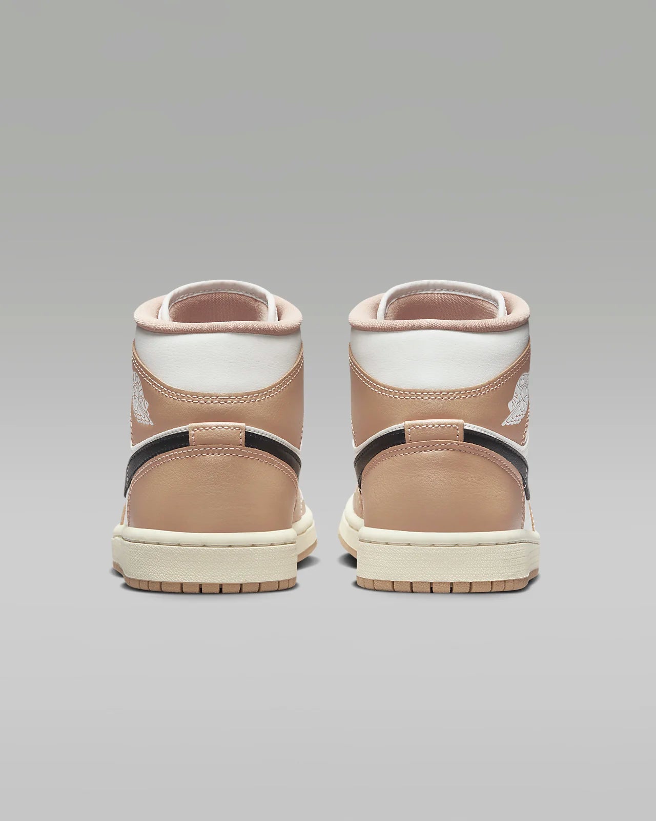 Air Jordan 1 Mid Unisex