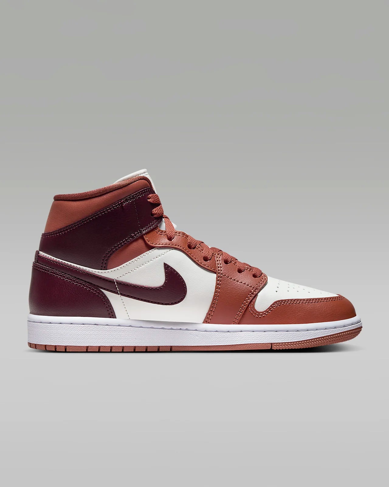 Air Jordan 1 Mid Unisex