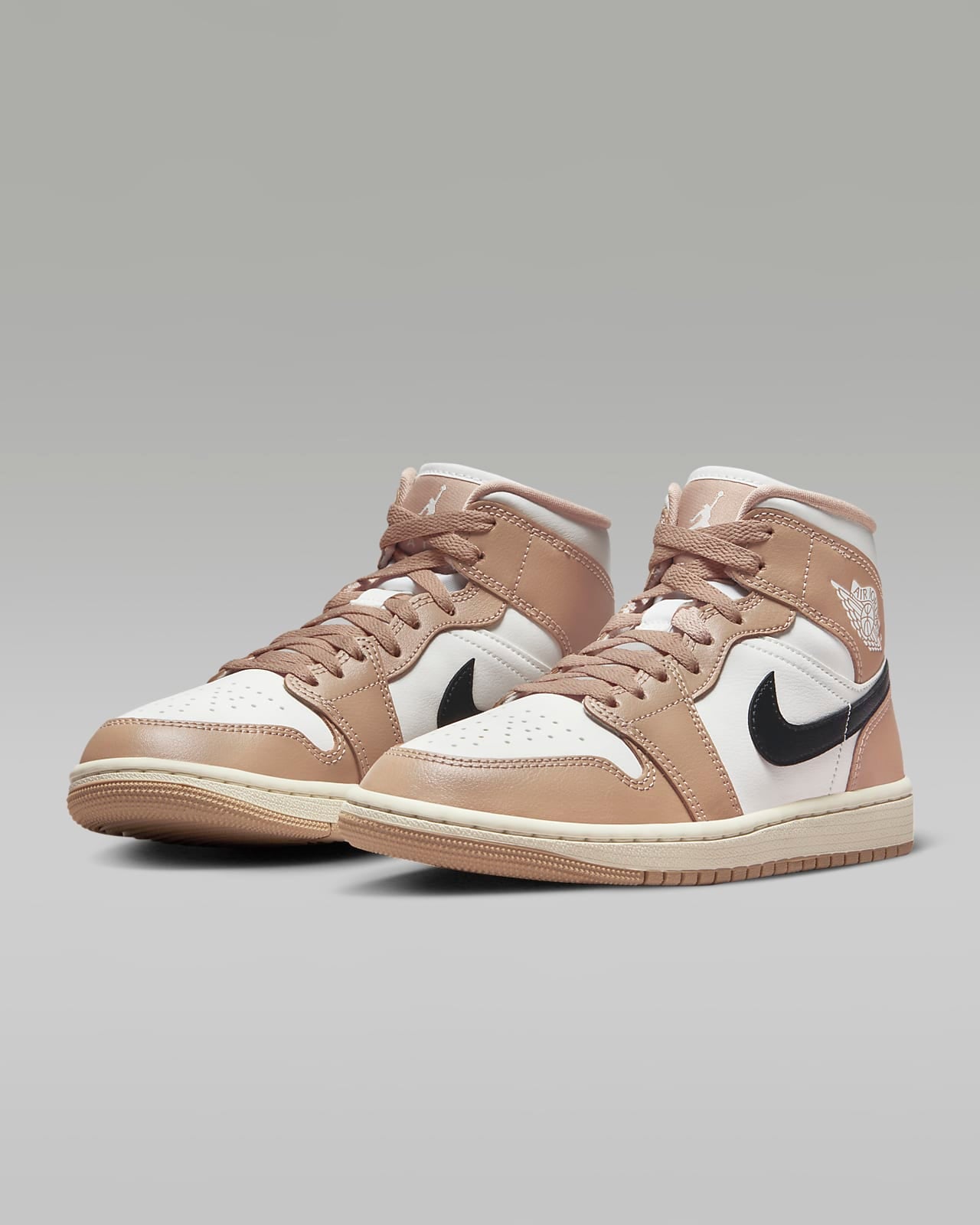 Air Jordan 1 Mid Unisex