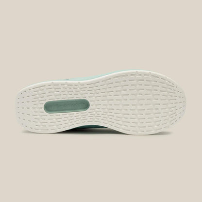WHILE ON EARTH MOVE TRAINER