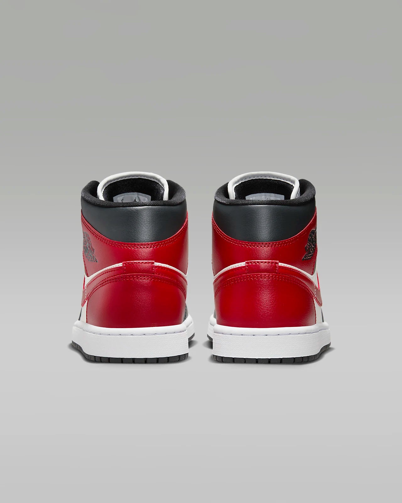 Air Jordan 1 Mid Unisex