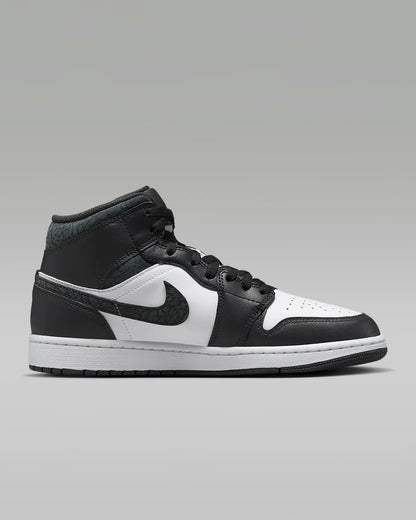 Air Jordan 1 Mid SE