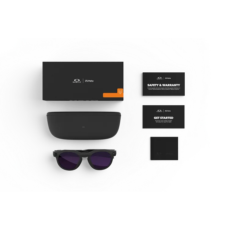 OAKLEY META
Clear to Amethyst Transitions®
