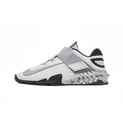 Nike Savaleos