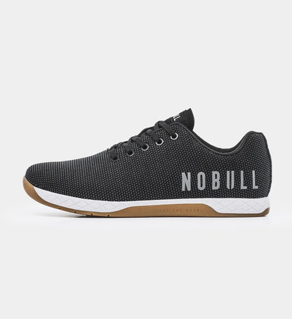 NOBULL TRAINER BLACK WHITE GUM